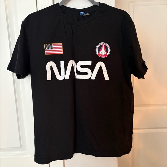 H&M Other - Black NASA Logo T-Shirt